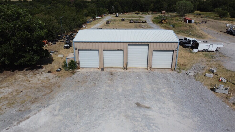 4613 N FM 1417, Sherman, TX for sale - Primary Photo - Image 1 of 11