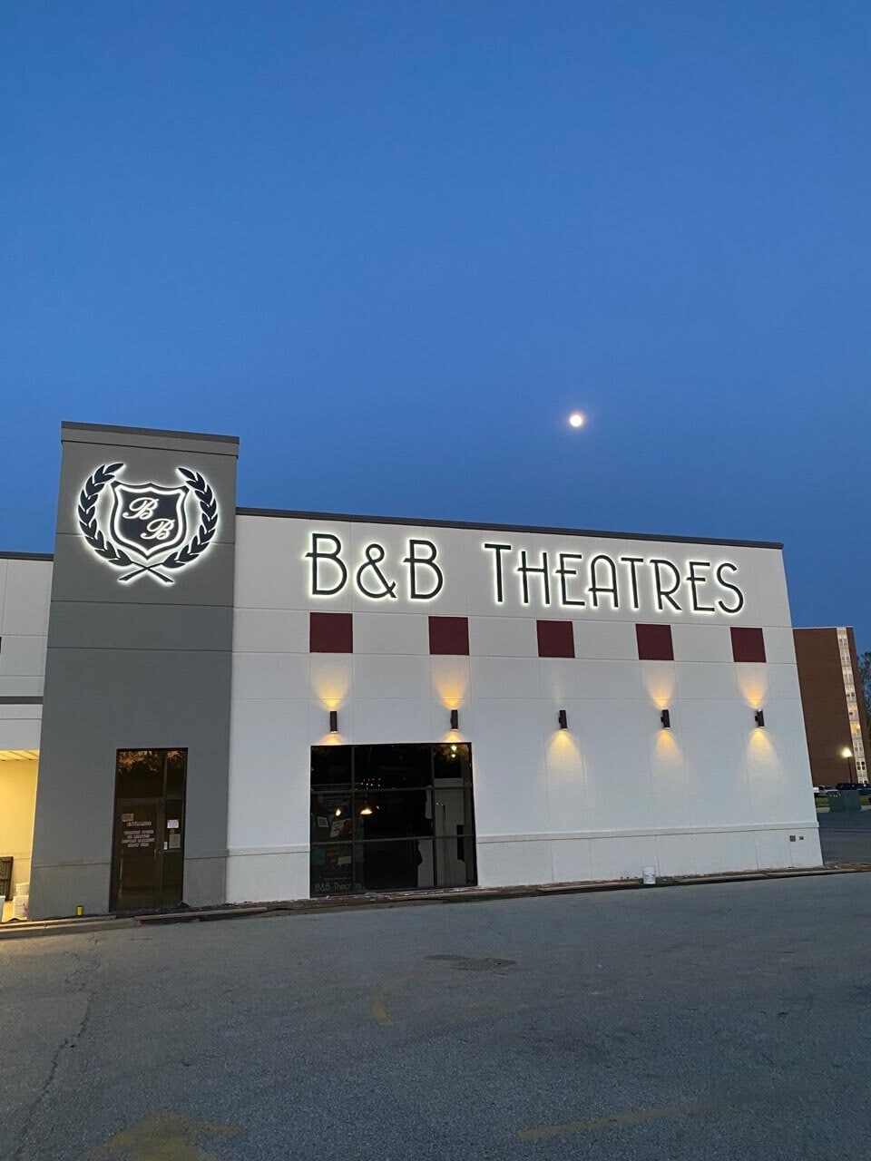 222 N Main St, Miami, OK for sale Primary Photo- Image 1 of 2