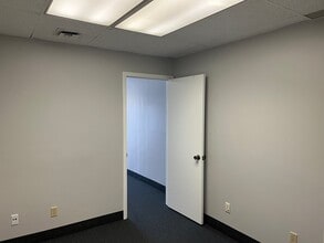 11925 Pearl Rd, Strongsville, OH for lease Interior Photo- Image 2 of 2