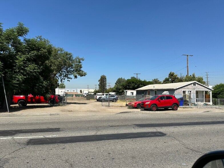 860 S Waterman Ave, San Bernardino, CA à vendre - Photo du bâtiment - Image 3 de 3