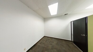 8401-8463 W McNab Rd, Tamarac, FL for lease Interior Photo- Image 1 of 4