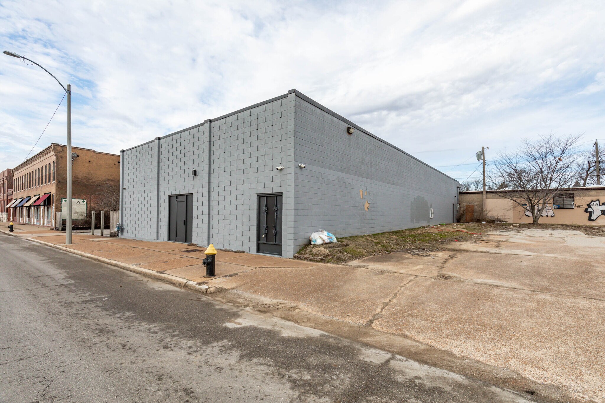 1425 S Vandeventer Ave, Saint Louis, MO à vendre Photo du bâtiment- Image 1 de 5