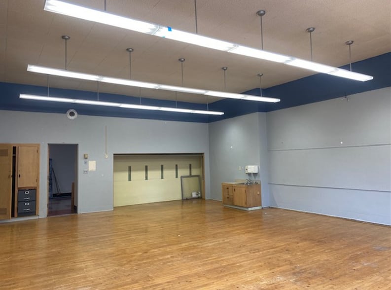 80 Clinton St, Tonawanda, NY for lease - Interior Photo - Image 3 of 4