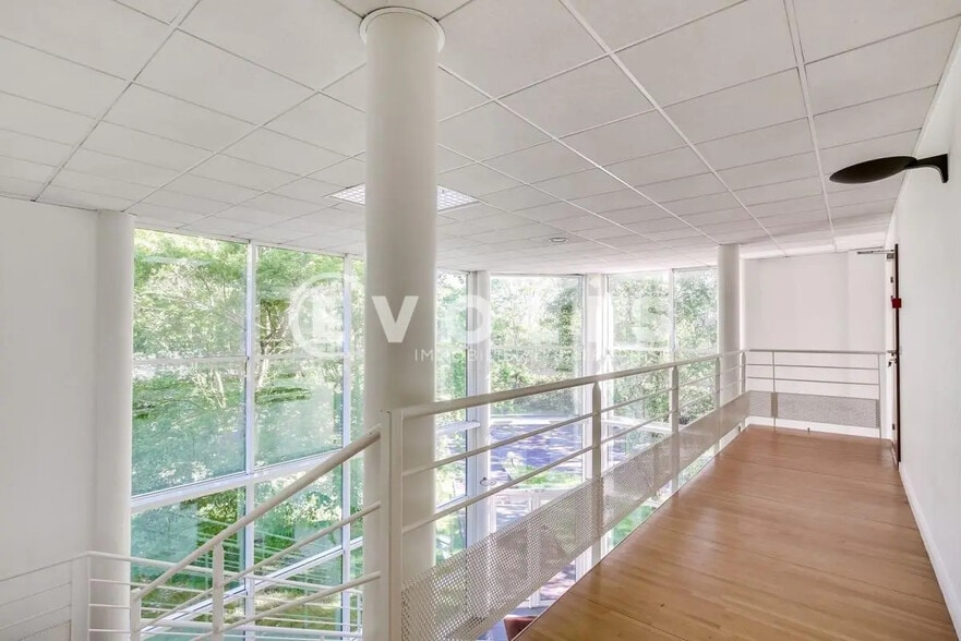 Industrial in Évry-Courcouronnes for lease - Interior Photo - Image 3 of 7