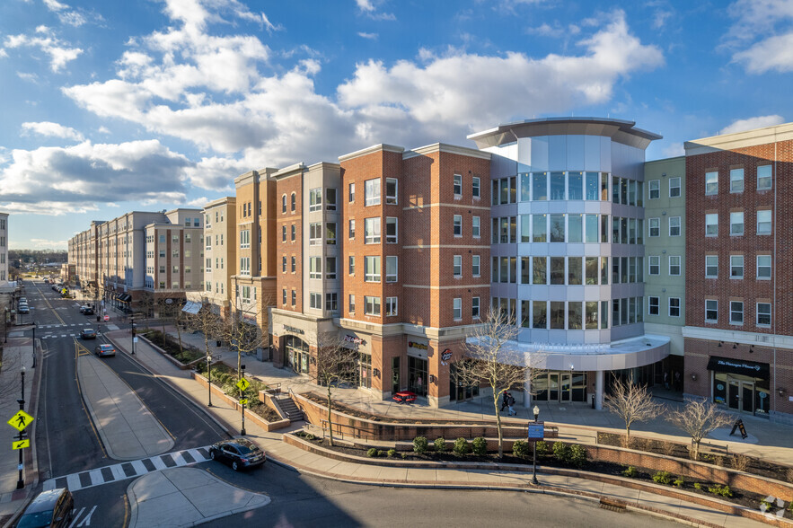 300-330 Rowan Blvd, Glassboro, NJ à vendre - Photo principale - Image 1 de 1