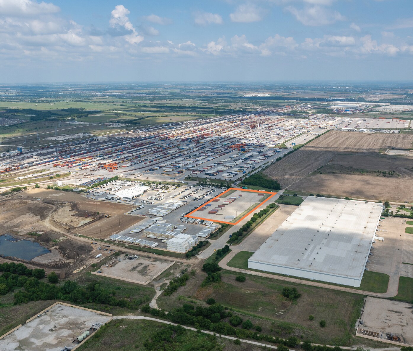1198 Intermodal Parkway, Fort Worth, TX à louer Photo principale- Image 1 de 2