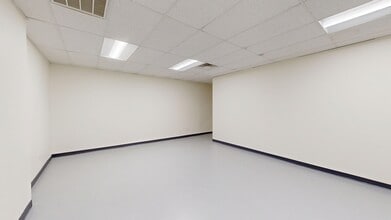 5555 N Lamar Blvd, Austin, TX à louer Photo intérieure- Image 1 de 16