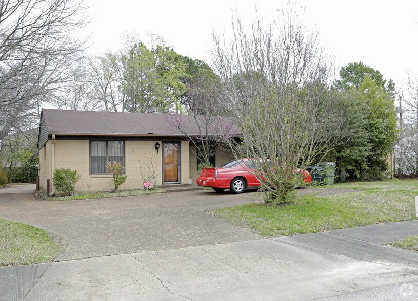 968 Reddoch Cv, Memphis, TN for sale - Building Photo - Image 2 of 5