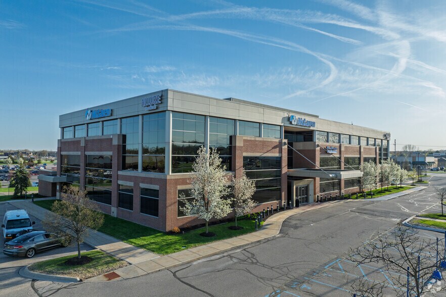 8180 26 Mile Rd, Shelby Township, MI à louer - Photo du bâtiment - Image 2 de 5