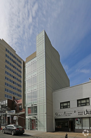 9717 64th Rd, Rego Park, NY for lease - Building Photo - Image 1 of 12