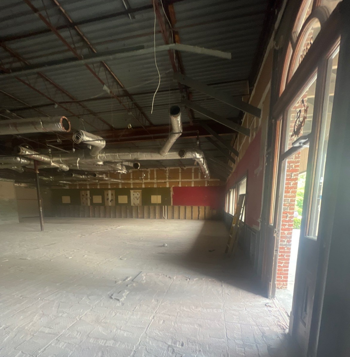 2500 Cobb Pky SE, Smyrna, GA for lease Interior Photo- Image 1 of 4