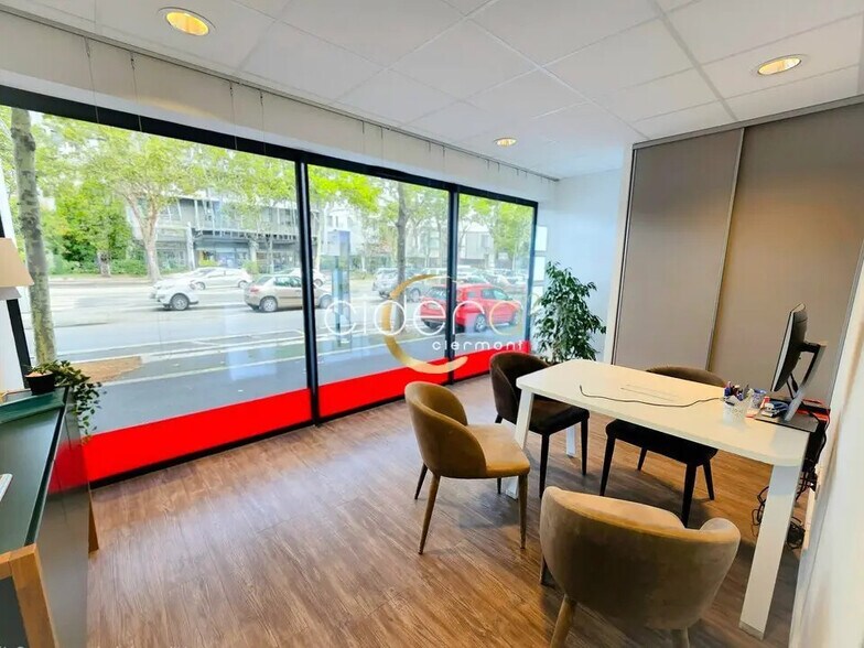 Office in Clermont-Ferrand for lease - Interior Photo - Image 3 of 7