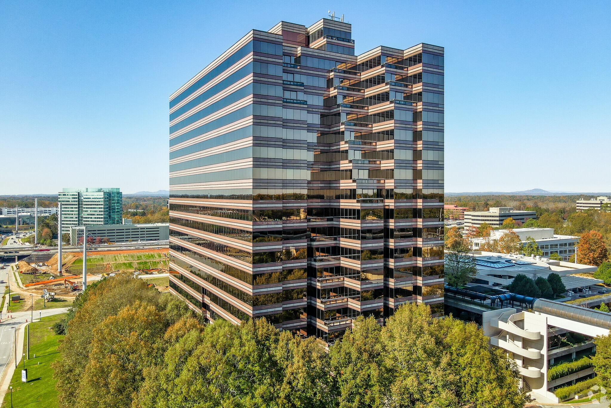 1000 Abernathy Rd NE, Atlanta, GA for lease Primary Photo- Image 1 of 13
