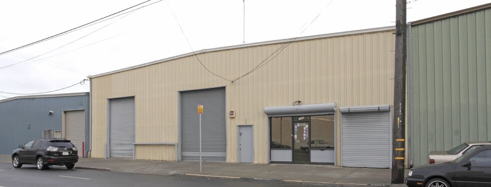 1480 Carroll Ave, San Francisco, CA for lease - Building Photo - Image 1 of 7