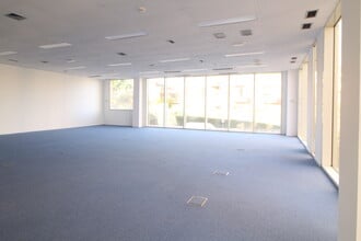 Calle Rozabella, 6, Las Rozas de Madrid, Madrid for lease Interior Photo- Image 1 of 4