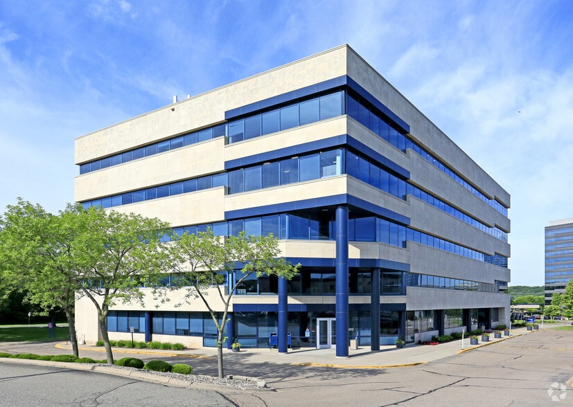 5270 W 84th St, Bloomington, MN for lease - Building Photo - Image 2 of 6