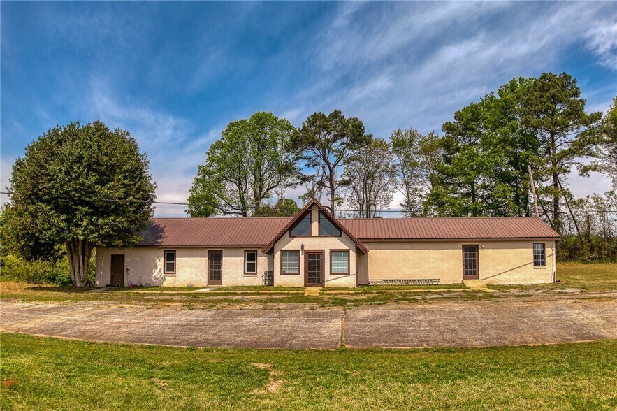 810 Sportin Life Ln, Westminster, SC à vendre - Photo principale - Image 1 de 26