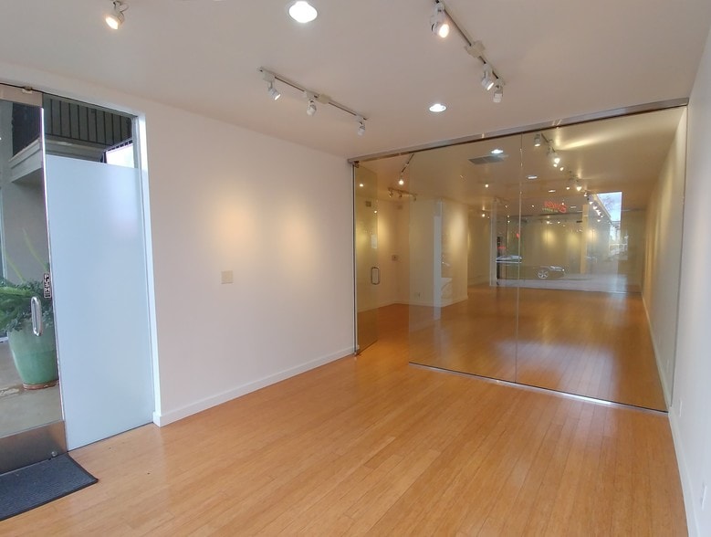644 Emerson St, Palo Alto, CA for lease - Lobby - Image 3 of 23