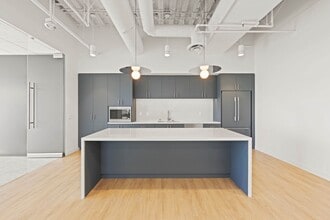 11150 Santa Monica Blvd, Los Angeles, CA for lease Interior Photo- Image 2 of 6