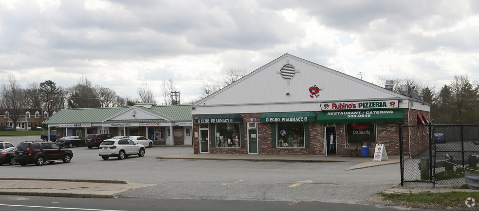 56-68 Echo Ave, Miller Place, NY à vendre - Photo principale - Image 1 de 11