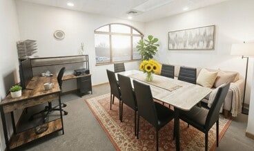 2175 N Academy Cir, Colorado Springs, CO à louer Photo intérieure- Image 2 de 4