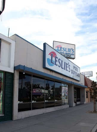 Plus de détails pour 17616-17618 Chatsworth St, Granada Hills, CA - Commerce de détail à louer