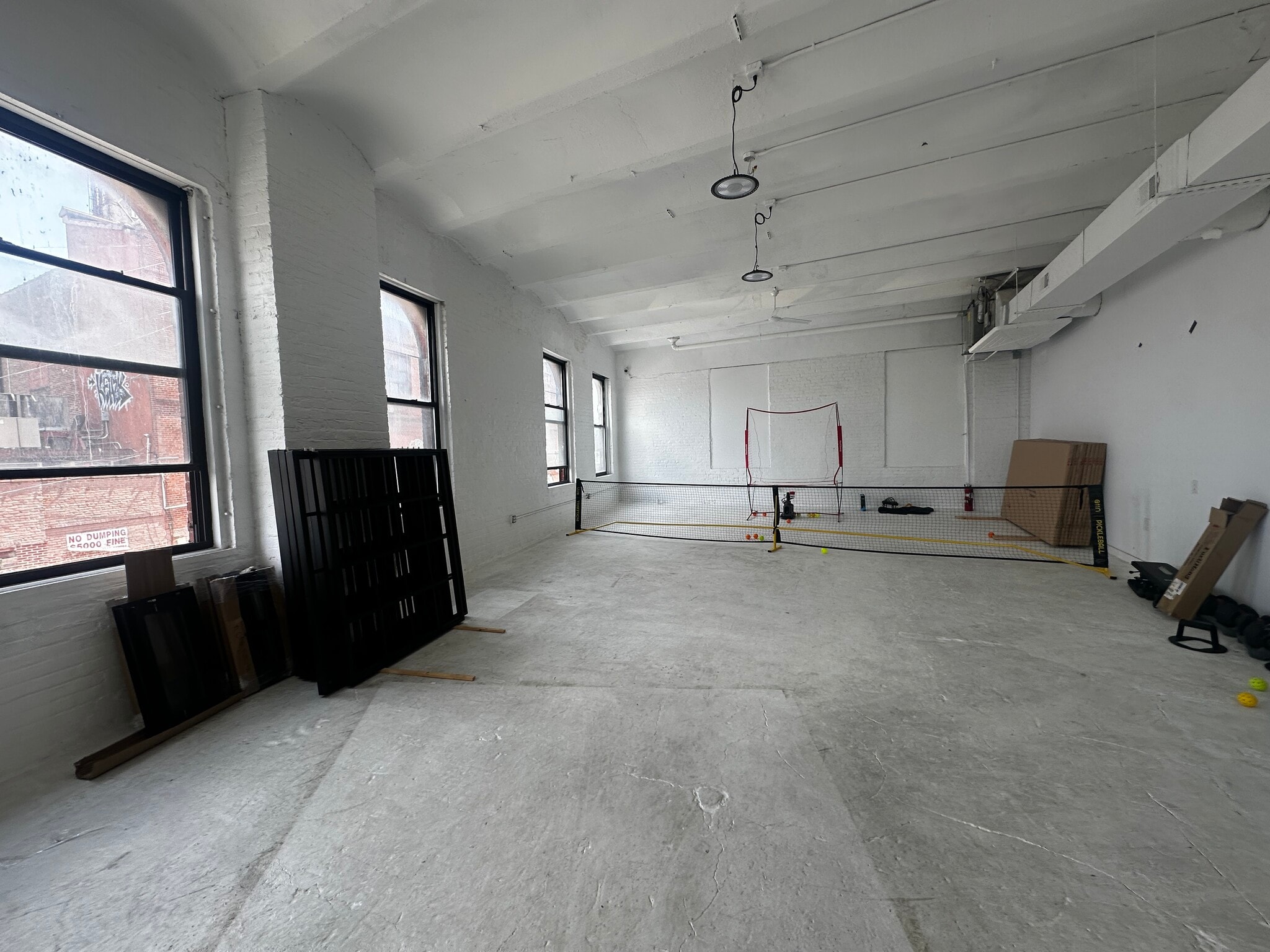 240 Meserole St, Brooklyn, NY à louer Photo intérieure- Image 1 de 4