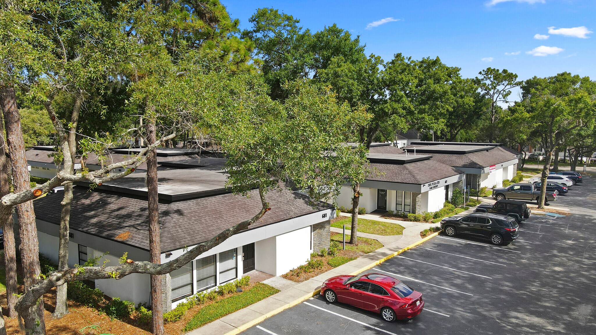 679-697 Douglas Ave, Altamonte Springs, FL for lease Building Photo- Image 1 of 18