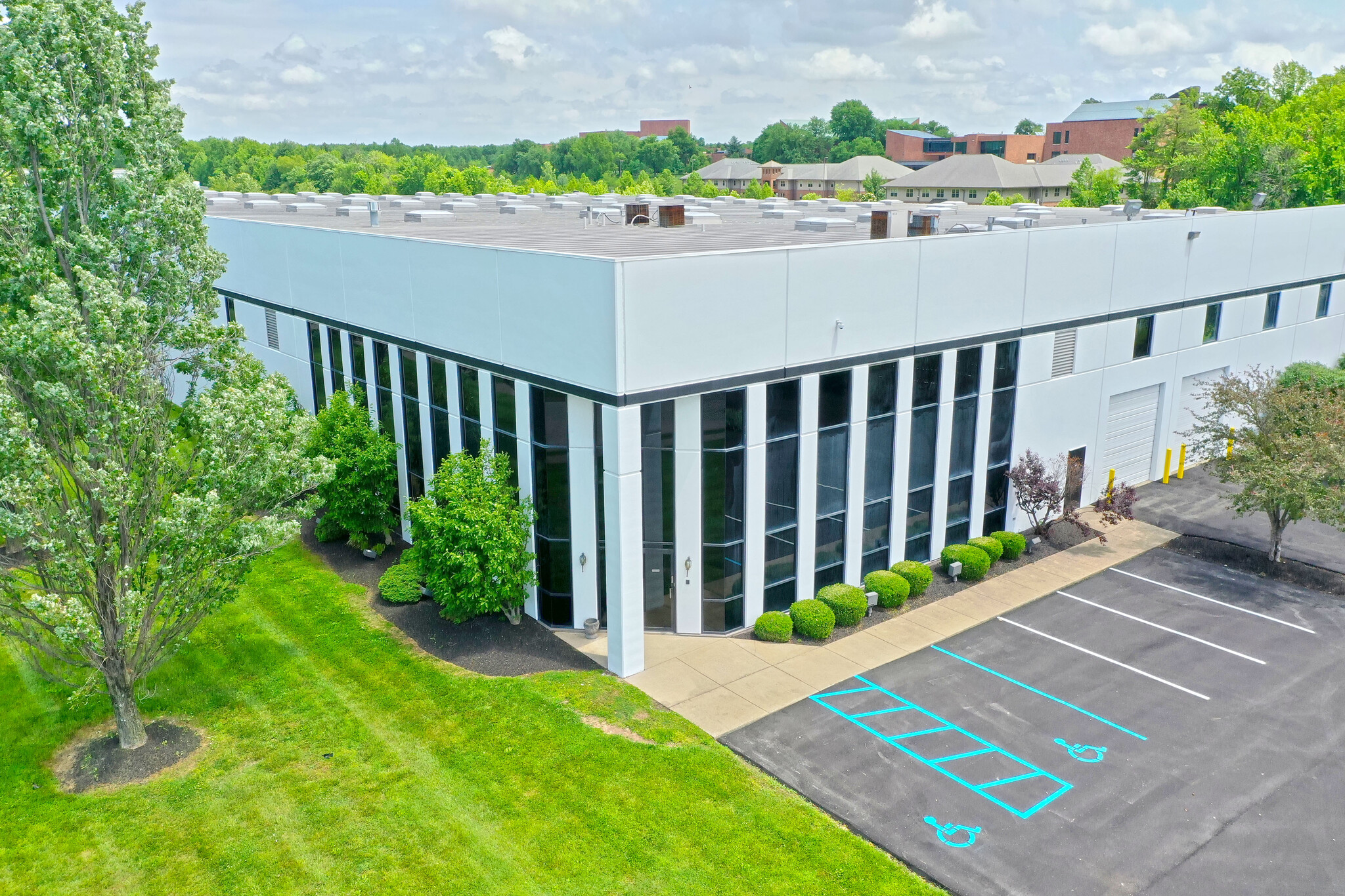 640 Park East Blvd, New Albany, IN for sale Building Photo- Image 1 of 1