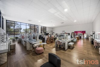 1-5 Lake Dr, Dingley Village for lease Interior Photo- Image 2 of 10