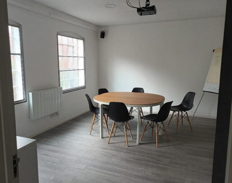 Balkerne Close, Colchester for sale - Interior Photo - Image 2 of 4