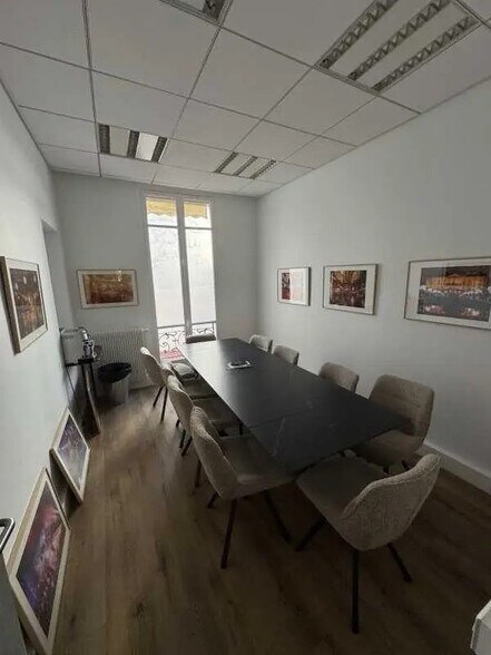 Office in Paris for lease - Interior Photo - Image 3 of 6
