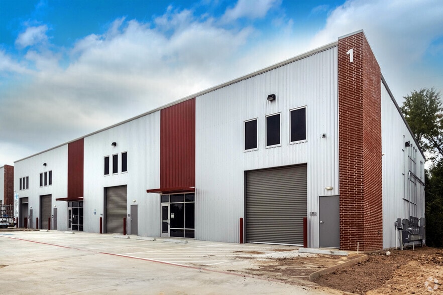 22131 Rothwood Rd, Spring, TX à louer - Photo du bâtiment - Image 3 de 15