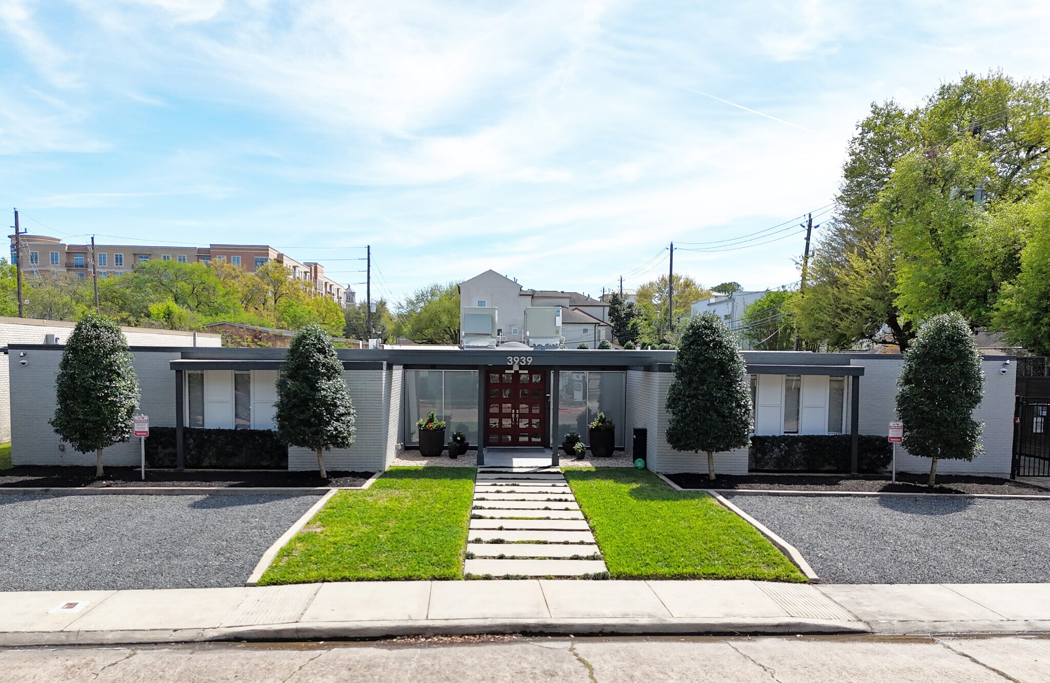 3939 Essex Ln, Houston, TX à vendre Photo principale- Image 1 de 10