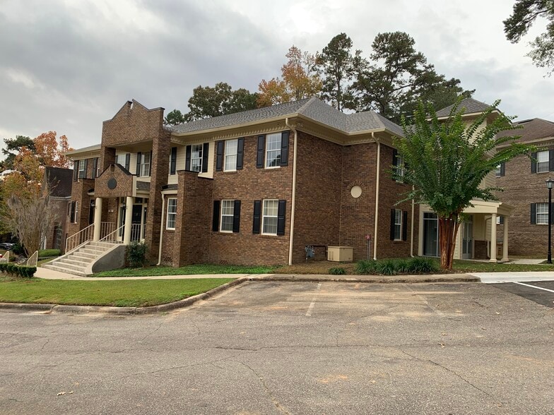 2807 Remington Green Cir, Tallahassee, FL for lease - Building Photo - Image 2 of 14