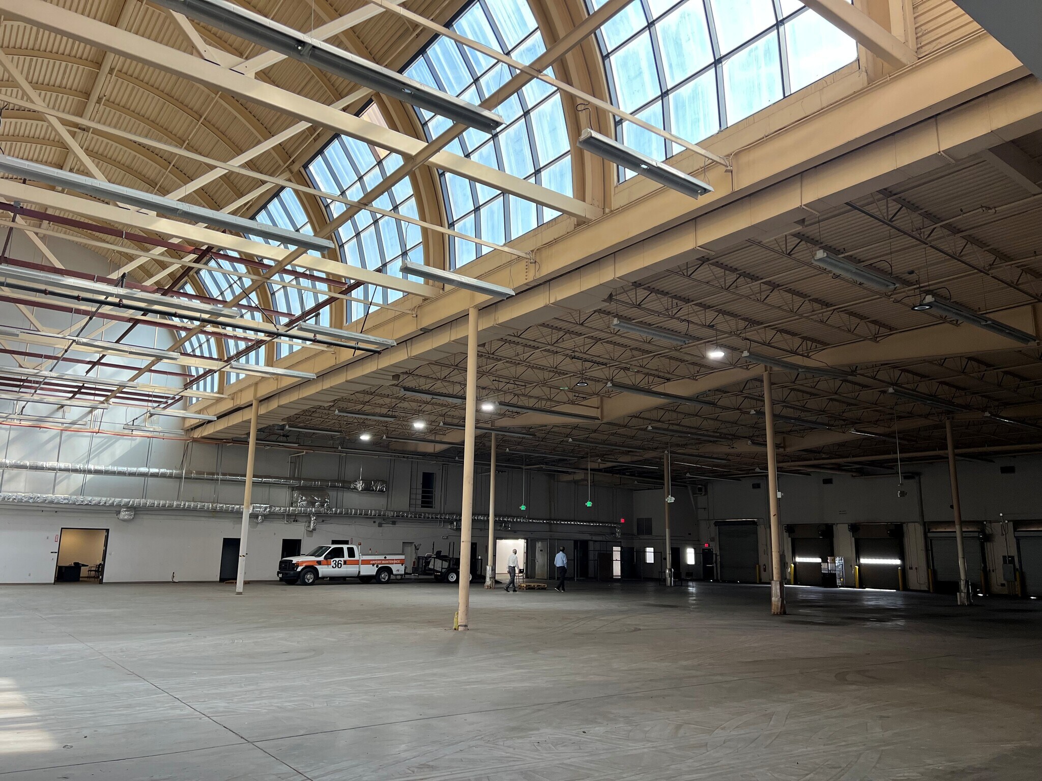 115 N Del Rosa Dr, San Bernardino, CA for lease Building Photo- Image 1 of 32