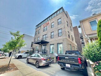 Plus de détails pour 9916 97th St, Ozone Park, NY - Bureau à vendre