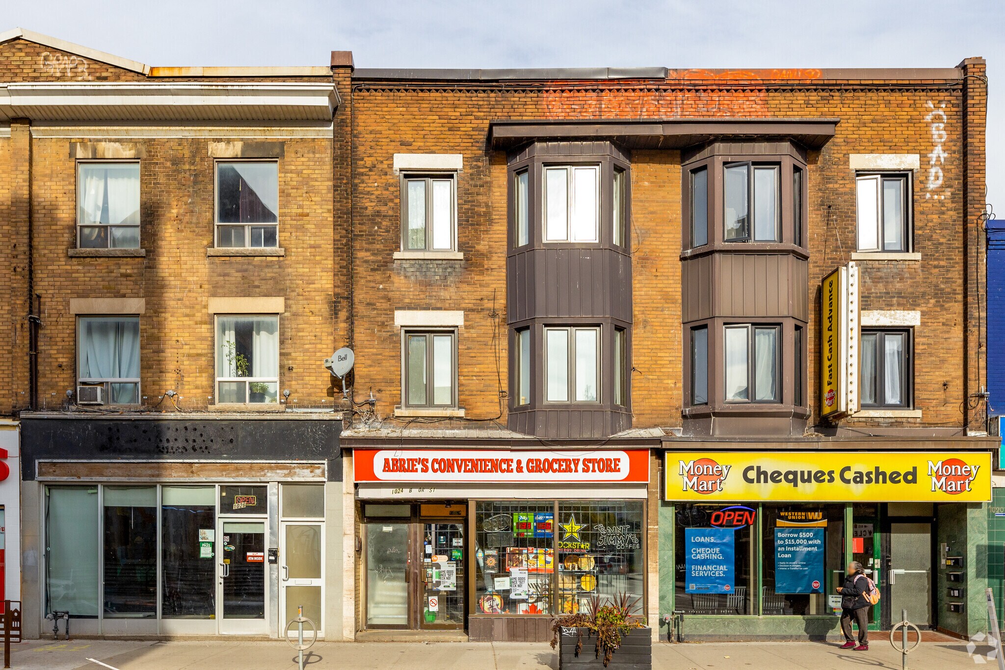 1024 Bloor St W, Toronto, ON à vendre Photo principale- Image 1 de 1