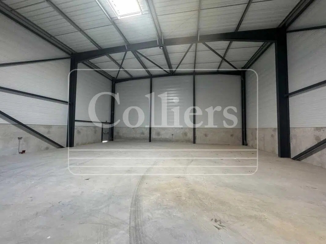 Flex in Signes for lease Interior Photo- Image 1 of 4