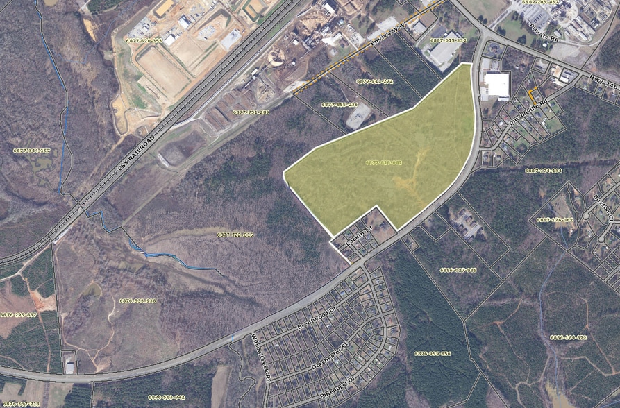 1901 Emerald Road, Greenwood, SC for sale - Building Photo - Image 3 of 4