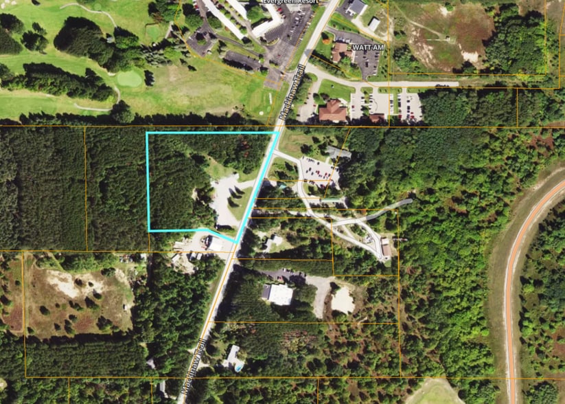 8072 S Mackinaw Trl, Cadillac, MI for sale - Aerial - Image 3 of 22