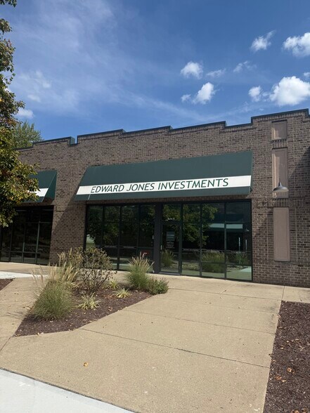 2430 Dayton Xenia Rd, Dayton, OH à vendre - Photo du bâtiment - Image 1 de 10