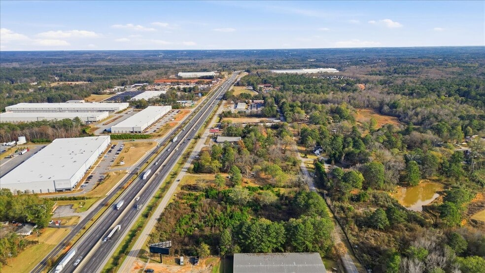 2381 Iris SE dr, Conyers, GA à vendre - Photo du bâtiment - Image 3 de 16