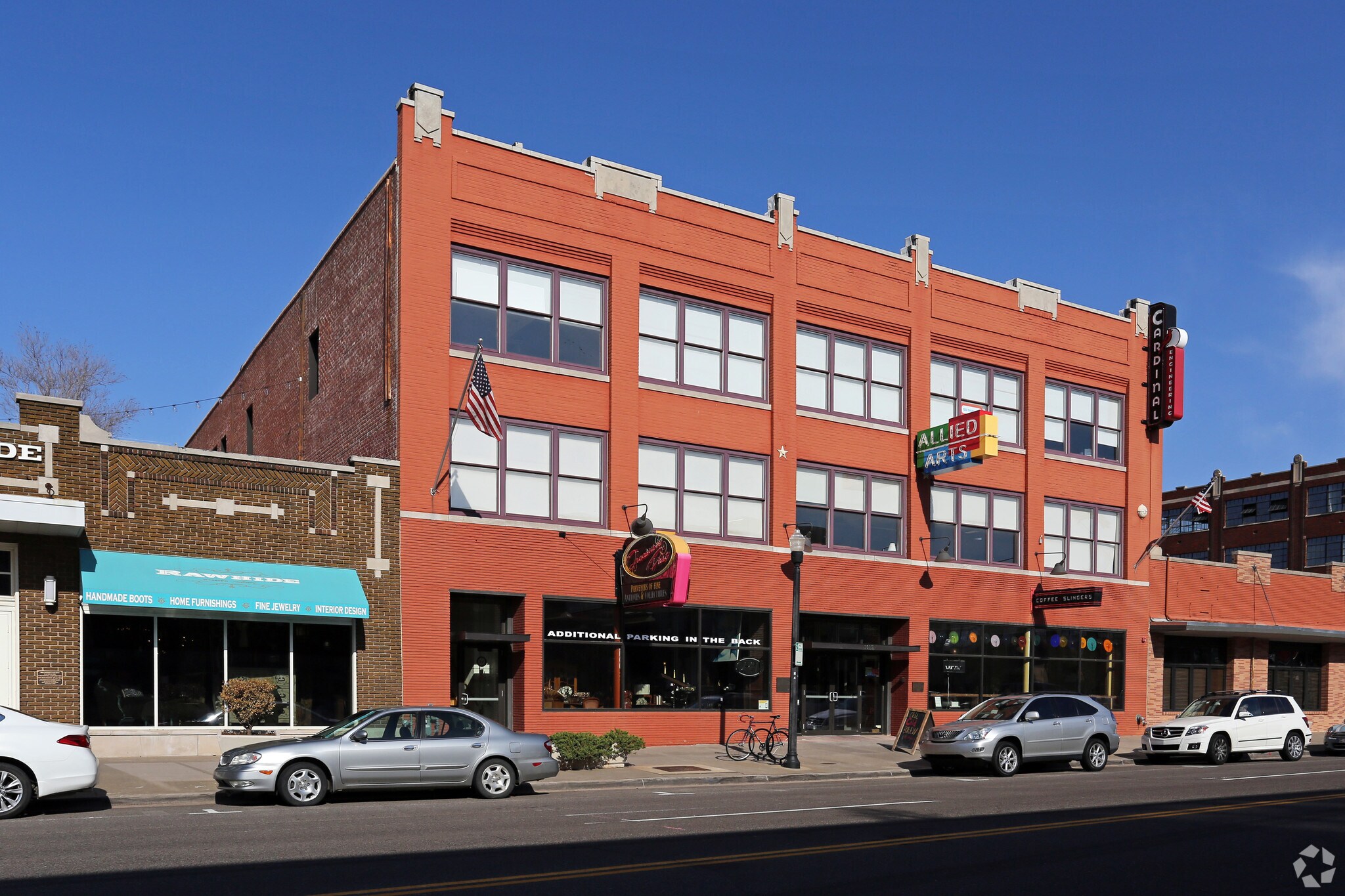 1015 N Broadway Ave, Oklahoma City, OK à louer Photo principale- Image 1 de 7