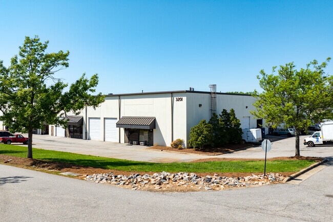 More details for 3201 Wellington Ct, Raleigh, NC - Industrial for Lease