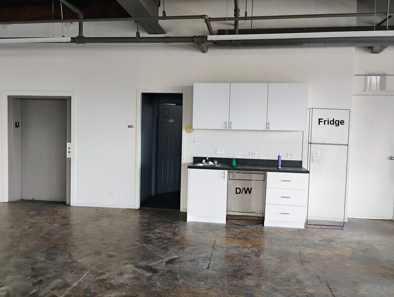 337 N Bell St, Chicago, IL à louer - Photo intérieure - Image 2 de 3