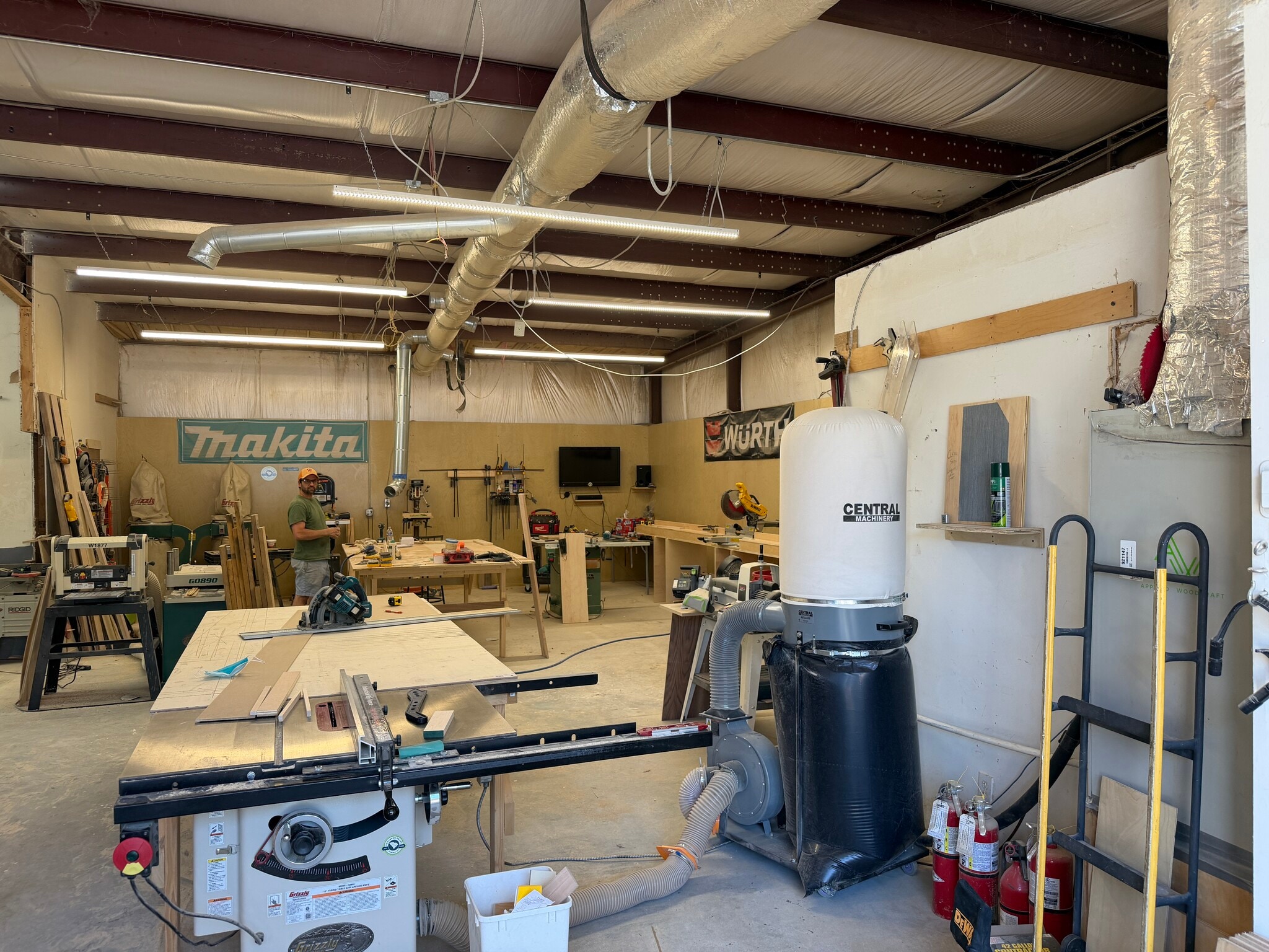 2128 Cainhoy Rd, Huger, SC for lease Interior Photo- Image 1 of 2