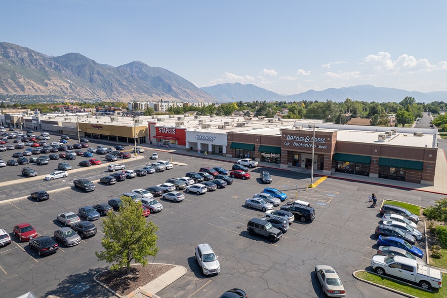 336-366 E University Pky, Orem, UT for lease - Building Photo - Image 1 of 5