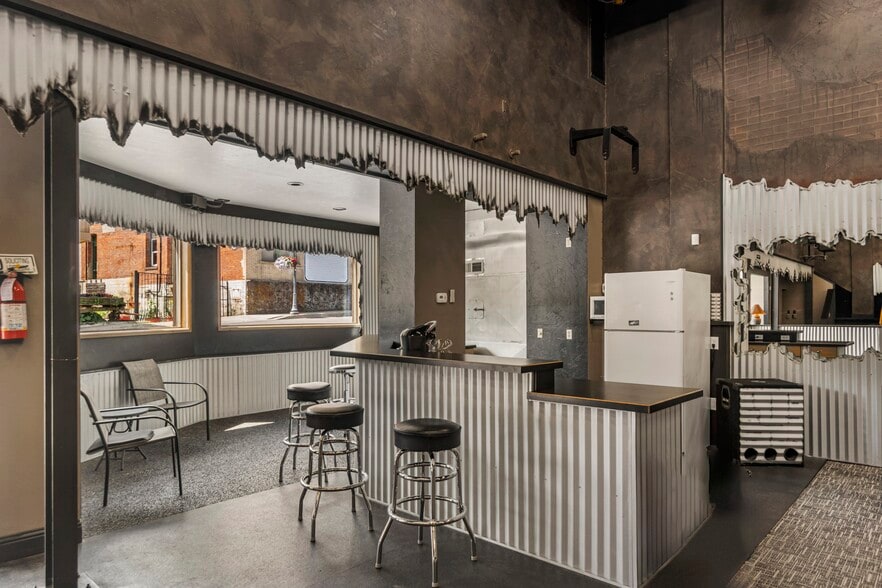 8 E McKinley Ave, Kellogg, ID for sale - Building Photo - Image 2 of 5