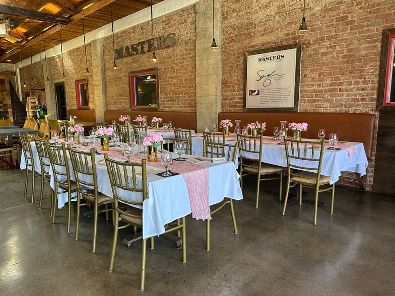 208 S Coast Hwy, Oceanside, CA for lease - Interior Photo - Image 3 of 9